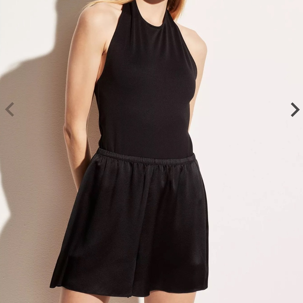 Vince Silk Pull On Short Black Size XS